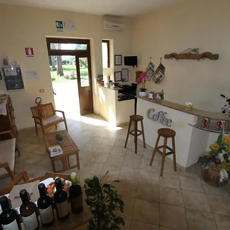 Ali E Radici Farm stay *